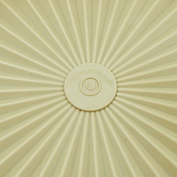 Tupperware Avocado Green Servalier Nesting Canister Set of 3 805 807 809 - Picture 8 of 15